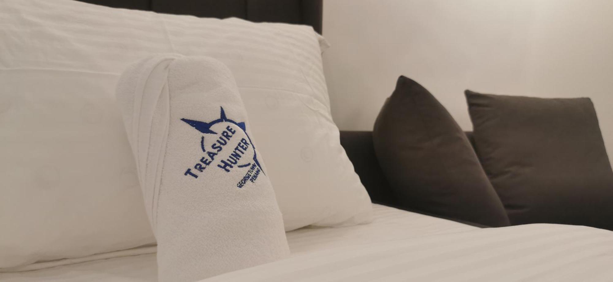 Treasure Hunter At Heritage Hotel